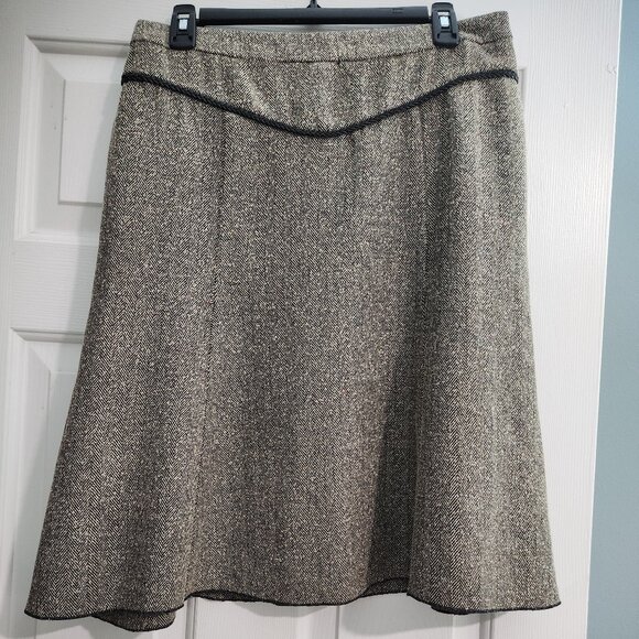 To The Max Skirt - Picture 1 of 1